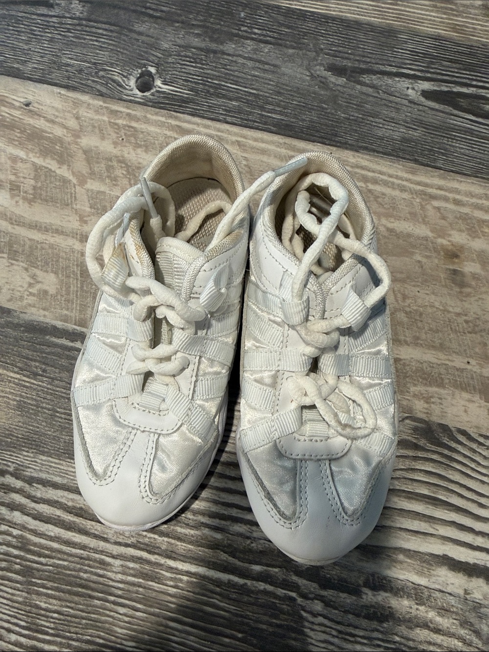 Nfinity cheer shoes